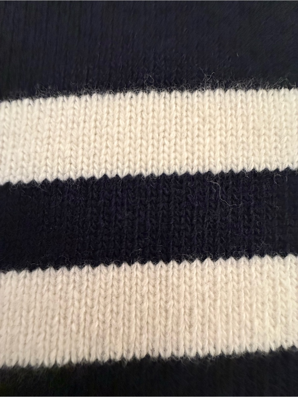 Theory Stripe Felted Wool Cashmere Turtleneck Sweater Navy Ivory Large NWT - Picture 10 of 13